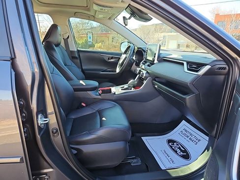 Used 2022 Toyota RAV4 TRD Off-Road image 13