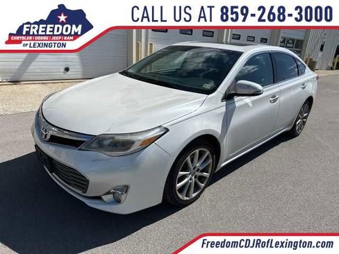 Used 2014 Toyota Avalon XLE Touring FWD image 1