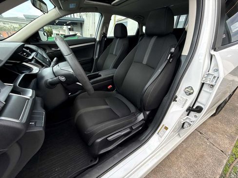 Used 2018 Honda Civic EX image 11