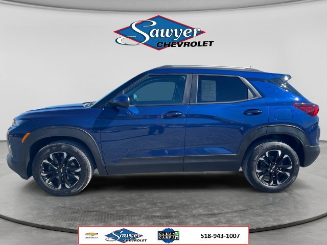 Used 2023 Chevrolet TrailBlazer LT FWD image 2