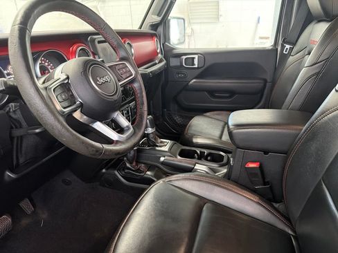 Used 2020 Jeep Wrangler Unlimited Rubicon w/ LED Lighting Group AWD/4WD image 16