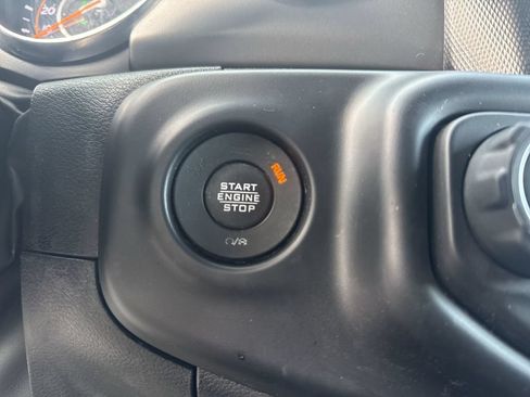 Used 2022 Jeep Wrangler Unlimited Sport AWD/4WD image 24