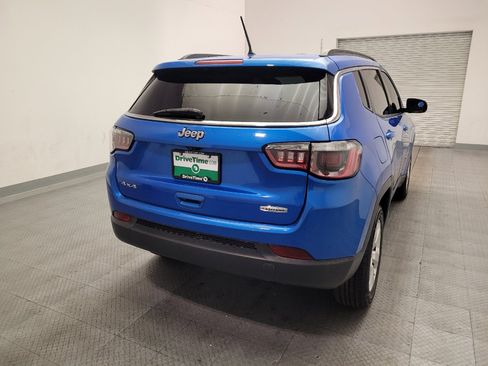 Used 2018 Jeep Compass Latitude w/ Cold Weather Group AWD/4WD image 7