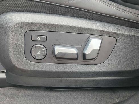 Certified 2024 BMW X5 xDrive40i w/ M Sport Package image 17