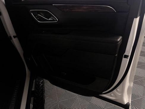 Used 2023 Chevrolet Tahoe Z71 image 33