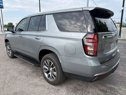 Used 2023 Chevrolet Tahoe LT w/ Luxury Package AWD/4WD image 4