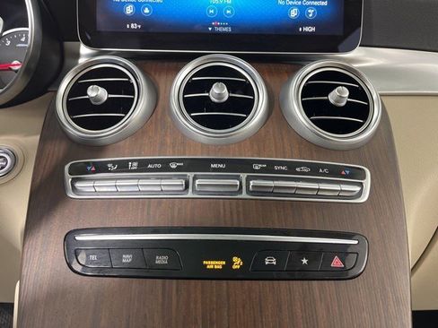 Used 2022 Mercedes-Benz GLC 300 GLC 300 image 22