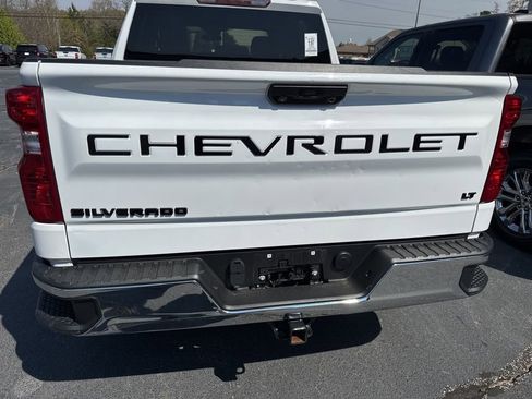 Used 2023 Chevrolet Silverado 1500 LT image 4