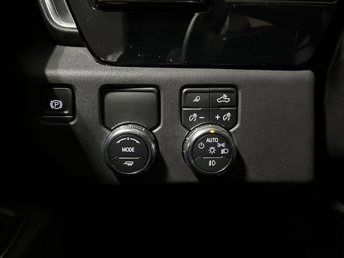 Used 2022 GMC Sierra 1500 SLT w/ SLT Premium Plus Package image 19