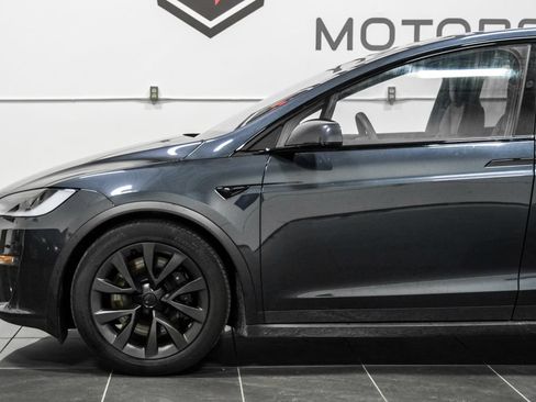 Used 2024 Tesla Model X AWD/4WD image 11