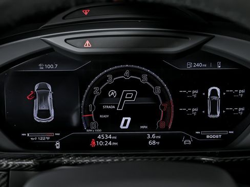 Used 2023 Lamborghini Urus Performante image 38