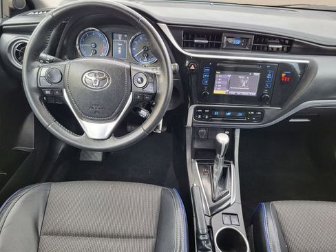 Used 2019 Toyota Corolla SE image 23