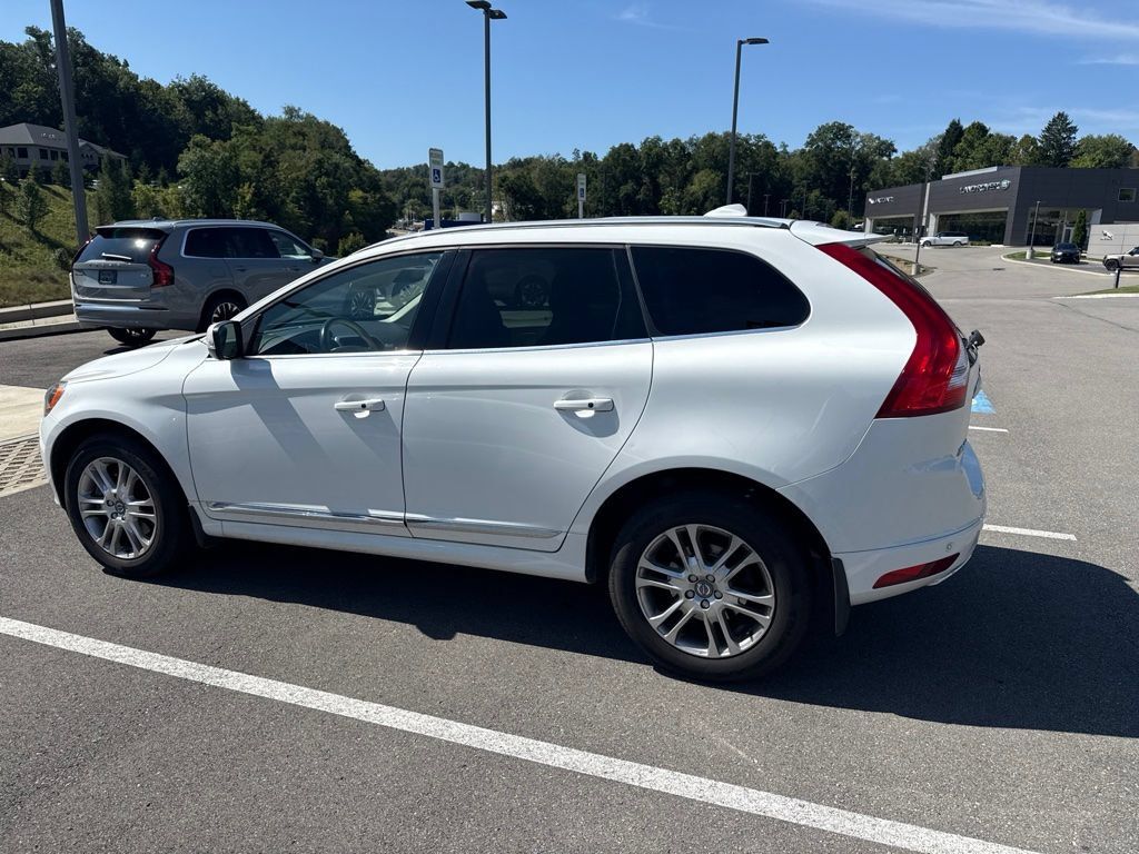 Used 2016 Volvo XC60 T5 Premier AWD/4WD image 9