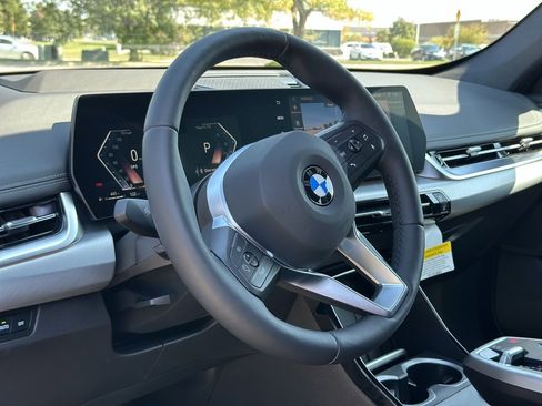 New 2026 BMW X1 xDrive28i w/ Technology Package image 18