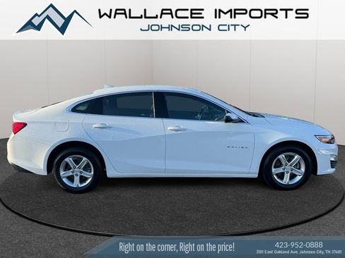 Used 2024 Chevrolet Malibu LT image 6
