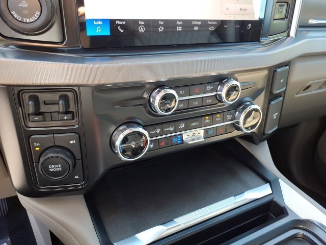New 2027 Ford F350 Platinum w/ Platinum Plus Package AWD/4WD image 25