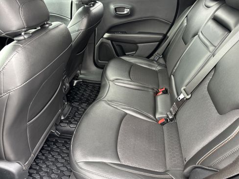 Used 2019 Jeep Compass Latitude w/ Popular Equipment Group image 21