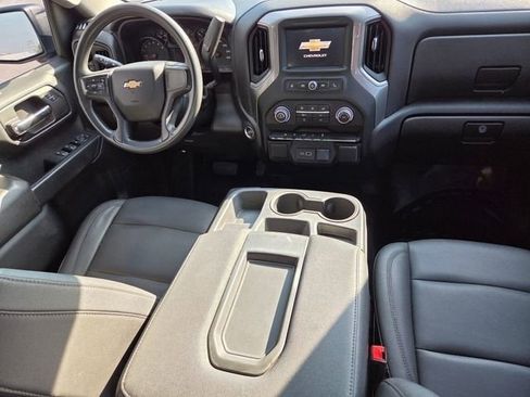 Used 2022 Chevrolet Silverado 1500 W/T w/ Trailering Package image 30