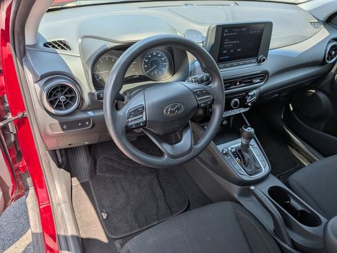 Used 2022 Hyundai Kona SEL FWD image 12