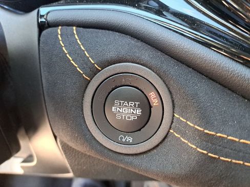 Used 2022 Dodge Durango R/T w/ Hemi Orange Plus Package image 29