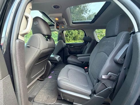 Used 2013 GMC Acadia SLE FWD image 25