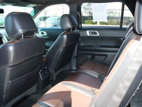 Used 2015 Ford Explorer Sport w/ Equipment Group 401A AWD/4WD image 25