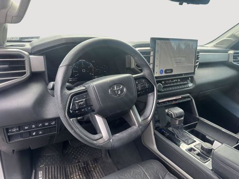 Used 2024 Toyota Sequoia Limited w/ Tow Technology Package AWD/4WD image 10