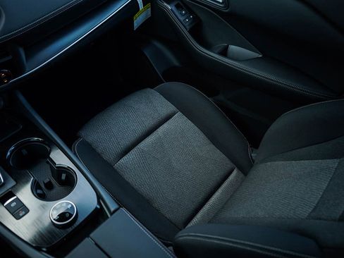 New 2026 Nissan Rogue SV image 26