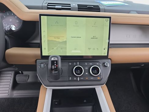 New 2026 Land Rover Defender 110 X-Dynamic SE AWD/4WD image 20