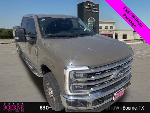 Used 2026 Ford F250 Lariat w/ FX4 Off-Road Package AWD/4WD image 8