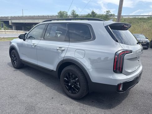 Used 2025 Kia Telluride AWD image 5