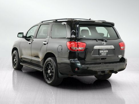 Used 2014 Toyota Sequoia Platinum AWD/4WD image 3