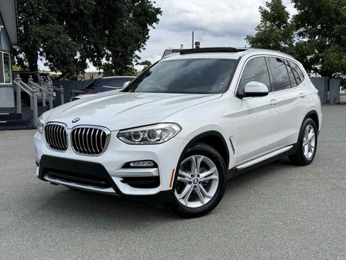 Used 2018 BMW X3 xDrive30i AWD/4WD image 3