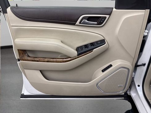 Used 2016 GMC Yukon Denali w/ Open Road Package image 24