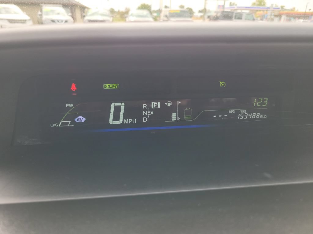 Used 2013 Toyota Prius V Five FWD image 34