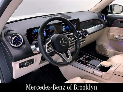 Used 2022 Mercedes-Benz GLB 250 4MATIC image 20