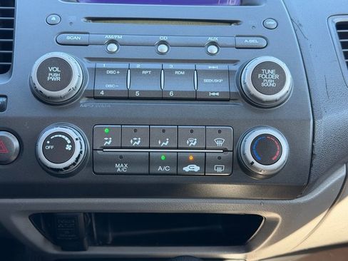 Used 2011 Honda Civic LX image 25