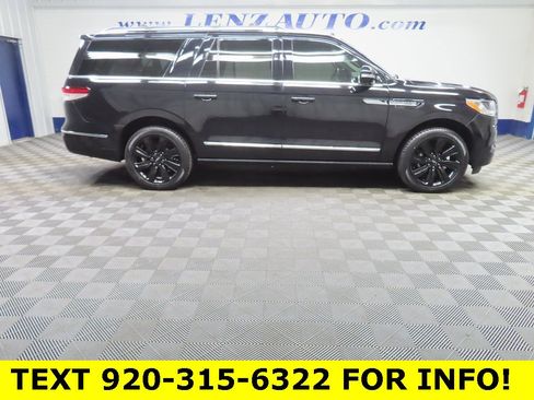 Used 2024 Lincoln Navigator L Reserve w/ Equipment Group 201A image 2