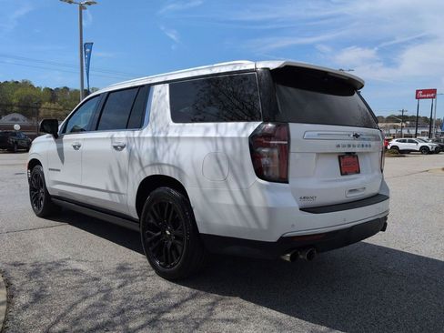 Used 2023 Chevrolet Suburban High Country AWD/4WD image 6