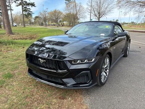 Used 2024 Ford Mustang GT Premium image 40