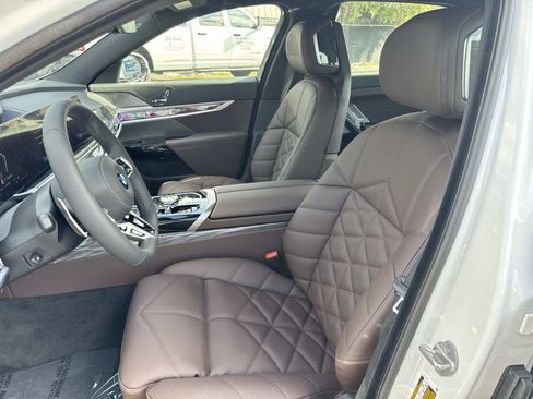 New 2026 BMW 740i w/ Premium Package image 20