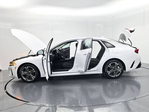 Certified 2022 Kia K5 LXS AWD/4WD image 58
