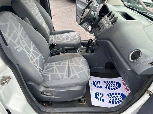 Used 2013 Ford Transit Connect XLT image 34