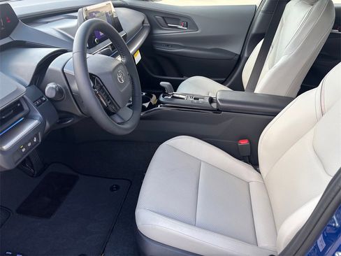New 2026 Toyota Prius XLE image 10