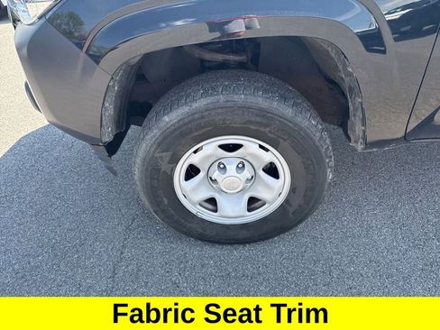 Used 2022 Toyota Tacoma SR AWD/4WD image 10