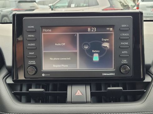 Used 2022 Toyota RAV4 LE AWD/4WD image 11
