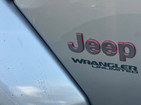 Used 2018 Jeep Wrangler Unlimited Rubicon AWD/4WD image 50