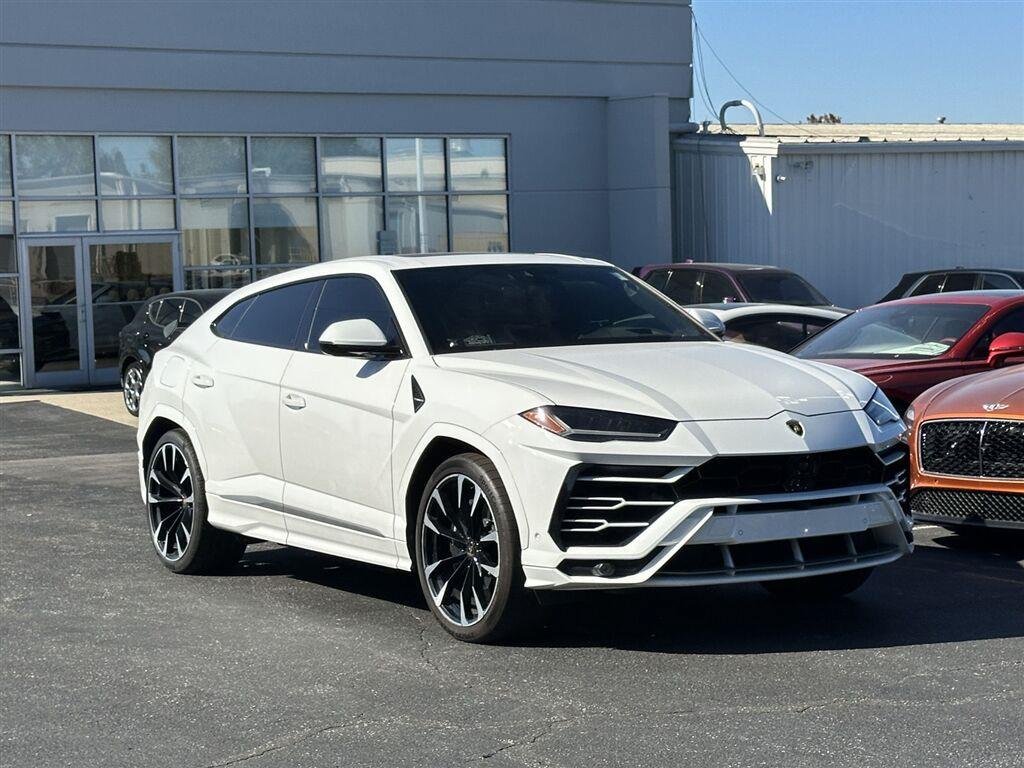 Used 2021 Lamborghini Urus AWD/4WD image 7
