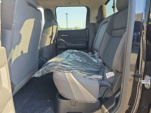 New 2026 Nissan Frontier SV w/ Tow Package RWD image 18