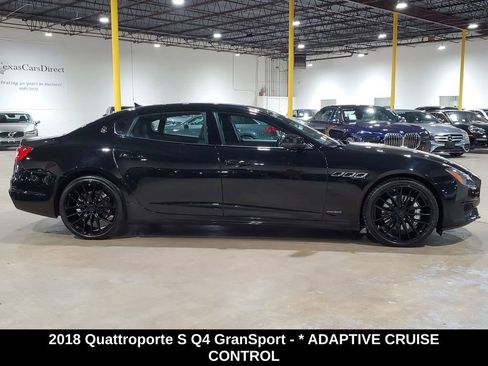 Used 2018 Maserati Quattroporte S GranSport Q4 AWD/4WD image 5